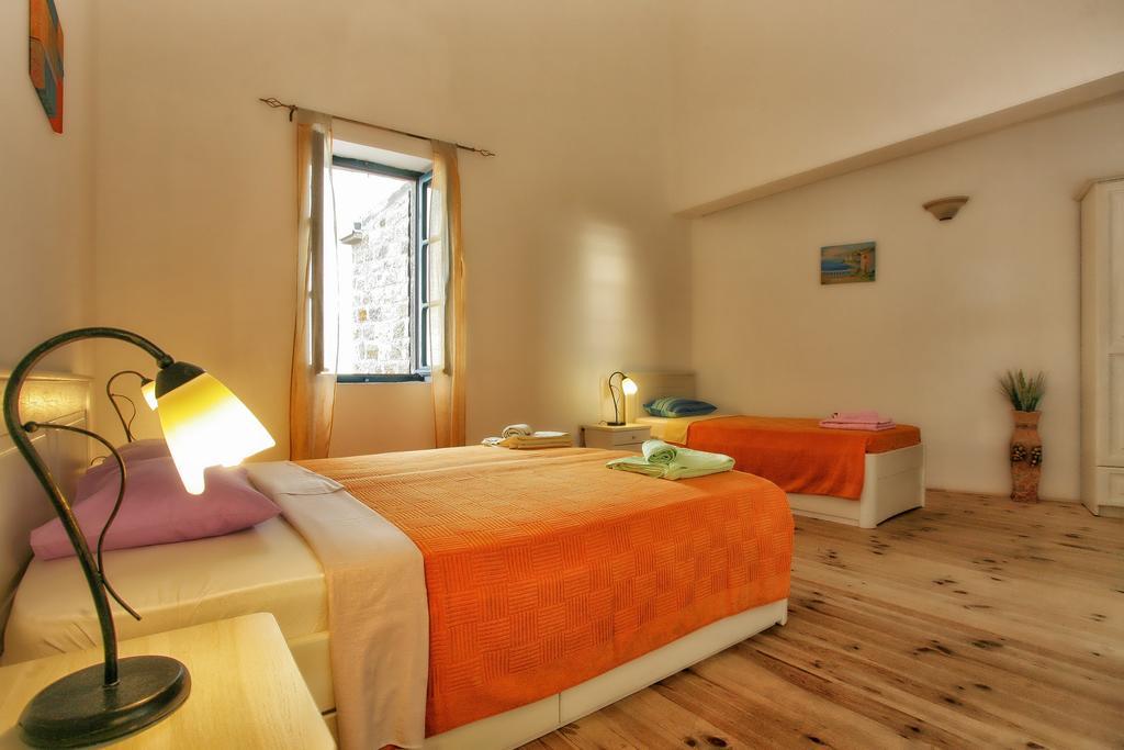 B&B Apart Hotel Pastrovski Konak Sveti Stefan Room photo