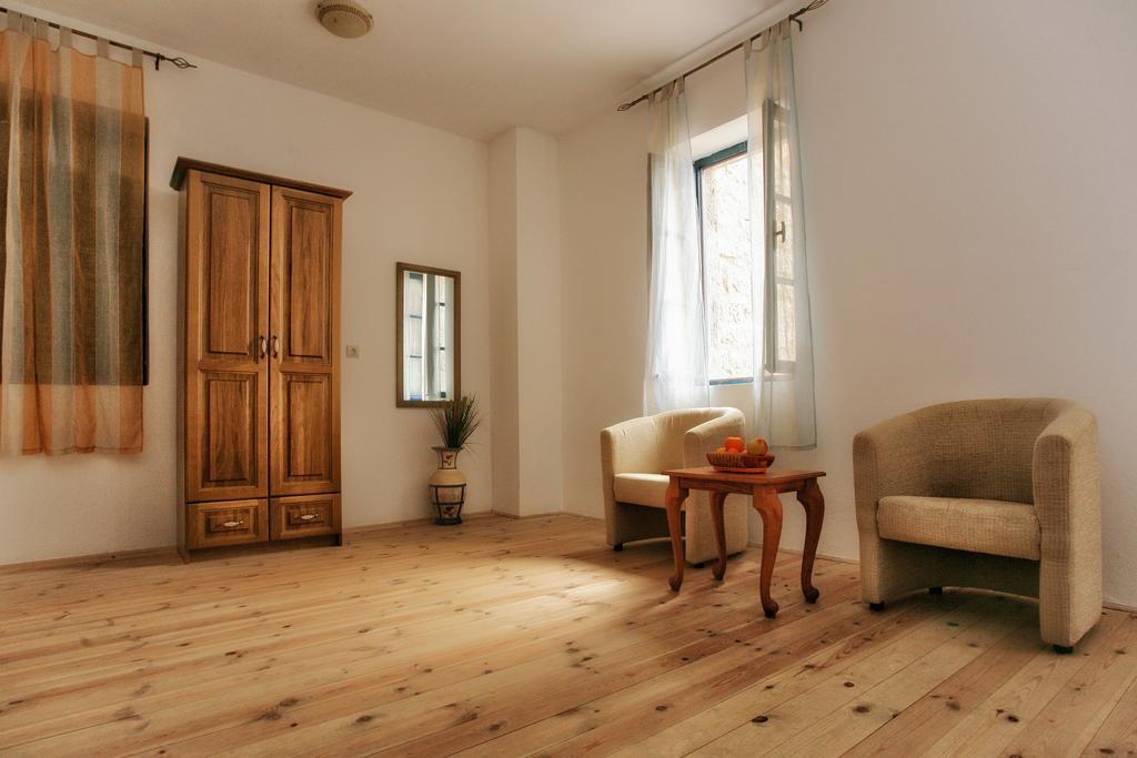 B&B Apart Hotel Pastrovski Konak Sveti Stefan Room photo