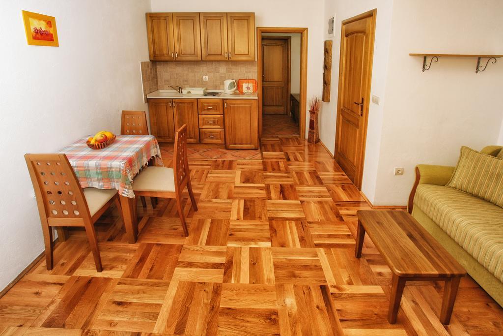 B&B Apart Hotel Pastrovski Konak Sveti Stefan Room photo