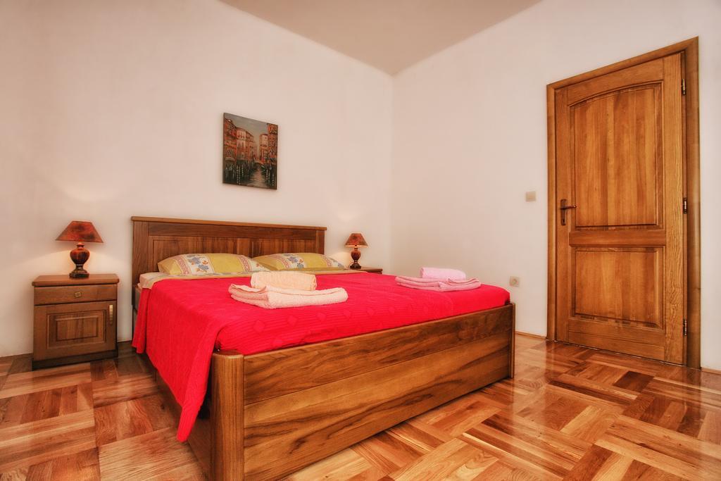 B&B Apart Hotel Pastrovski Konak Sveti Stefan Room photo